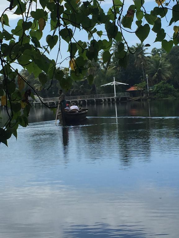 Ayana'S Homestay Alappuzha Extérieur photo