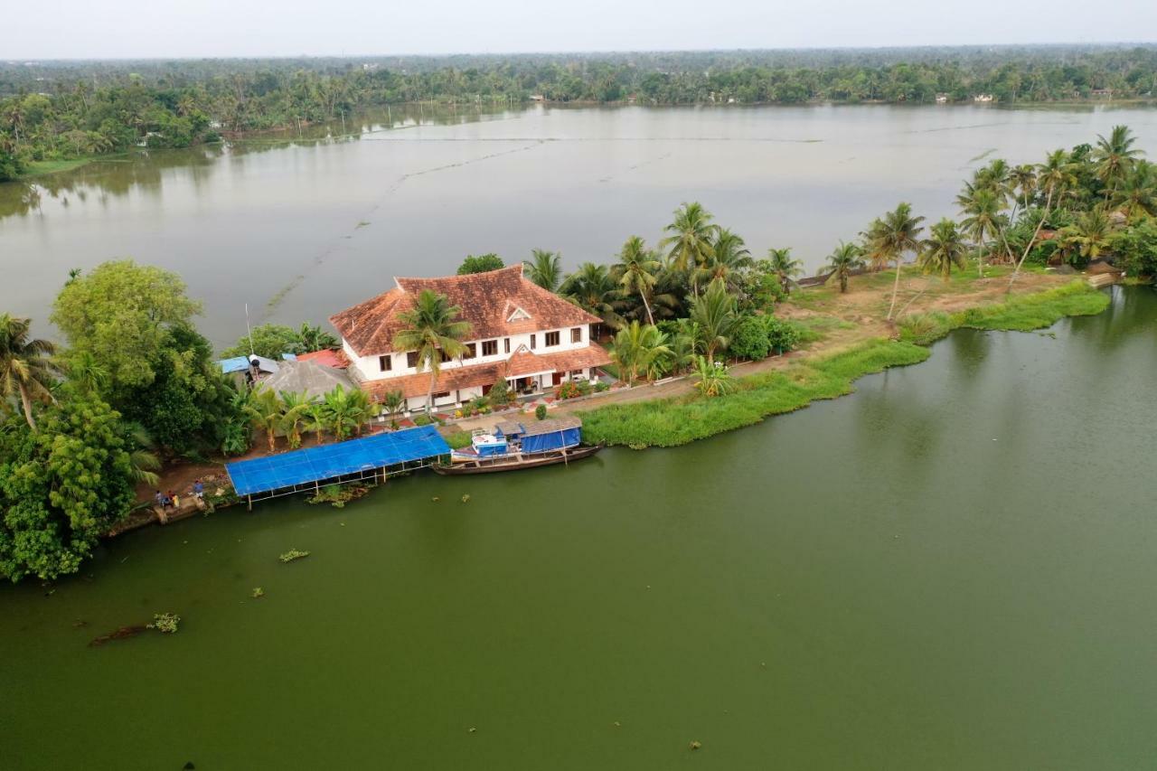 Ayana'S Homestay Alappuzha Extérieur photo